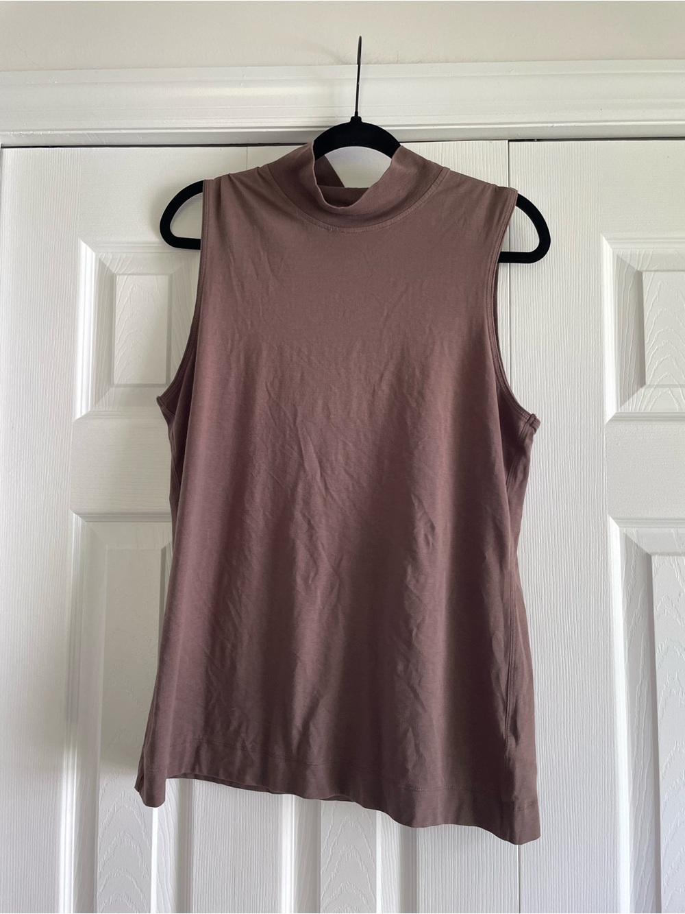 Athleta Sleeveless Mock Neck Tank in Mauve